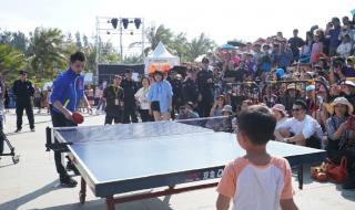 尹航和张继科哪个厉害 乒乓球比赛视频张继科